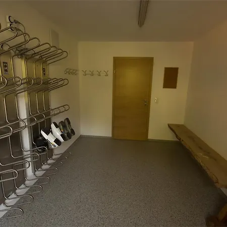 Ifangl Apartment